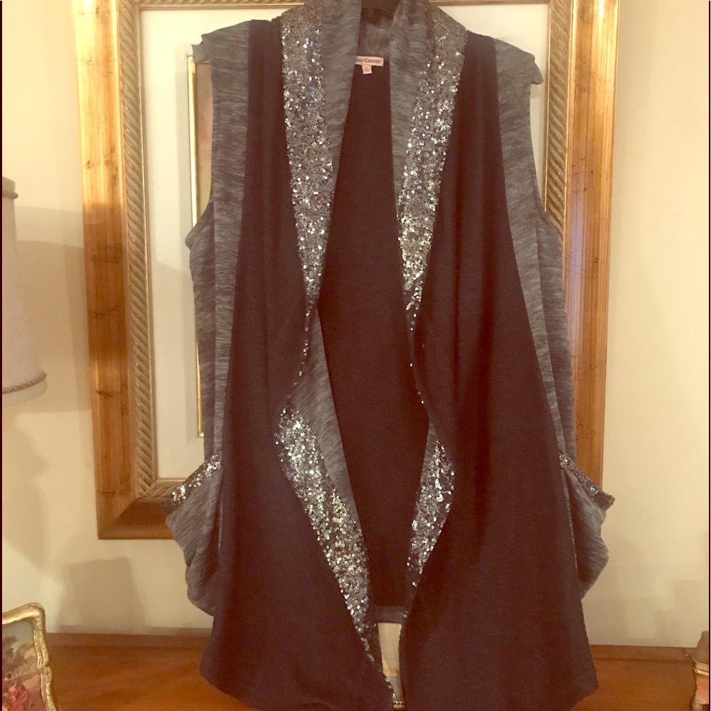 Juciey Couture, Black sequined vest